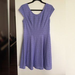 Short sleeve lace dress